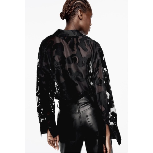 Zara Mixed Fabric Button Down Shirt - Picture 5 of 8